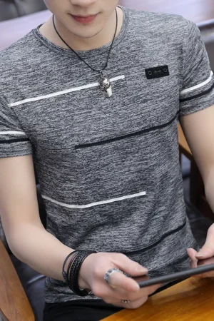 Korean Short Sleeve T Shirt Men O Neck Polyester Mens T Shirt Summer Cool Tee Male Slim Casual Boys Tee Shirt Homme 4XL