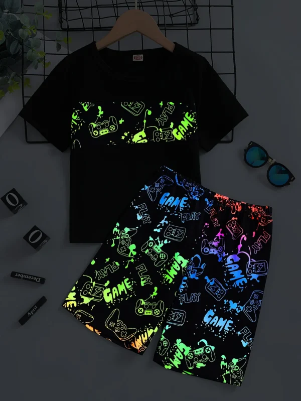 2 pieces of boys glow-in-the-dark GAME handle printing stitching short-sleeved T-shirt + glow-in-the-dark GAME handle printed sh
