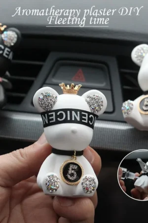 Car Trend Bear Diamond Bear Car Perfume Trend Clip Decoration Aromatherapy Car Accessories Interior Adorns Creative Ornaments