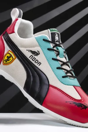 2024 Various Styles of Men's Flying Woven Breathable Student Leisure Mesh Walking and Running Shoes